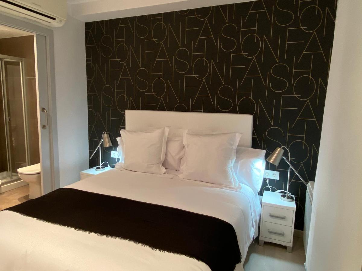 Hostal Somnis Súria Kültér fotó