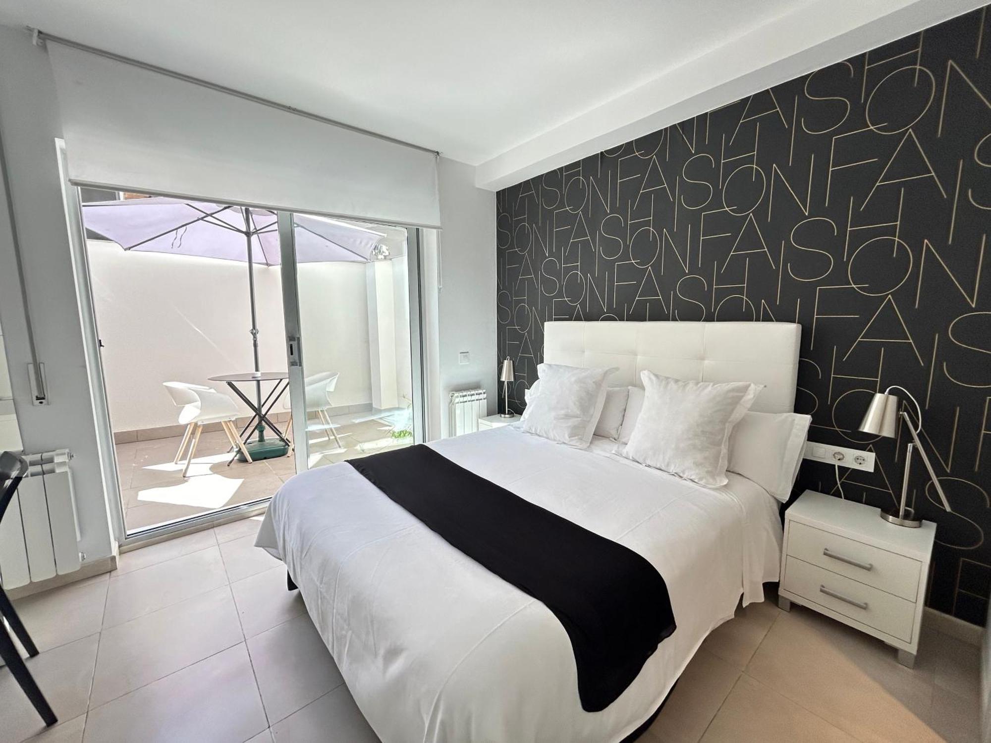 Hostal Somnis Súria Kültér fotó